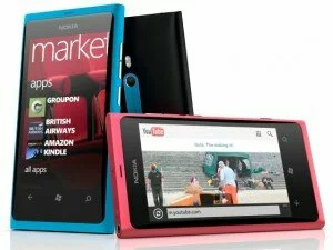nokia lumia 800 300x225 Nokia Lumia 800: step towards the iPhone market in India