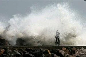 cyclone thane photo 300x200 Cyclone Thane leaves 33 people killed in Puducherry & Tamil Nadu