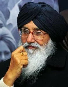 Punjab CM Parkash Singh Badal1 234x300 Congress, Akalis ends Poll Campaigns in Lambi