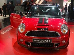bmw mini copper 300x223 Auto Expo 2012: BMW launches super salon, Mini cooper