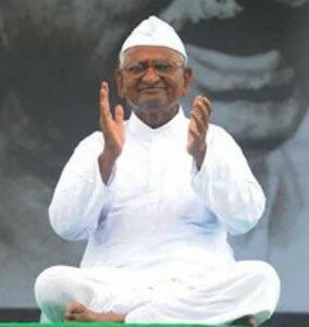 anna hazare 284x300 I am fully fit and ready to fight now: Anna Hazare