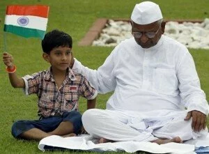 AnnaHazare 300x221 Anna Hazare all set for day long protest on Sunday