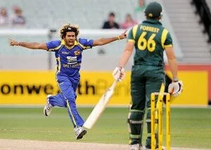 Australia v Sri Lanka 300x213 Unpaid Sri Lankan Cricketer continue to shine in ODI tri series