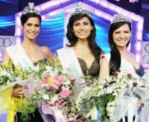 Femina Miss India World 2012 300x247 Chandigarh girl Vanya Mishra wins the Miss India World 2012