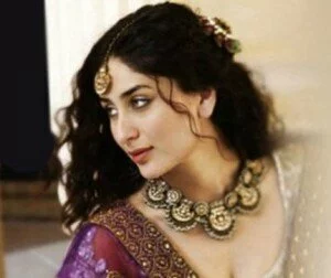 Kareena Kapoor 300x252 Kareena Kapoor to do item number in ‘Heroine’