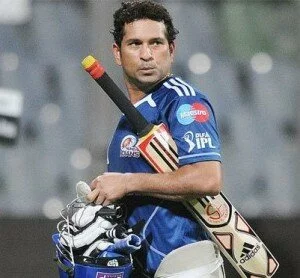 sachin tendulkar 300x278 Sachin Tendulkar joins Mumbai Indians camp after tow check up