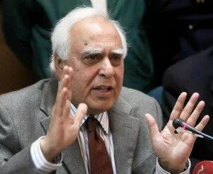 Kapil Sibal 300x246 Telecom chiefs to meet with Telecom Minister Kapil Sibal and others