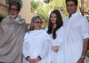 Bachchan Family feb9 300x214 Amitabh Bachchans raise Rs 25 lakhs for charity