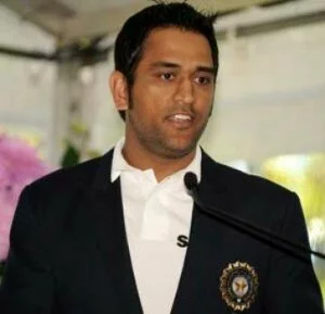 MS Dhoni feb3 300x289 MS Dhoni named vice president of India Cements