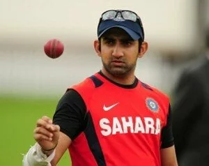 gautam gambhir feb16 300x238 I expected Gambhir to be in the Test team: Michael Clarke