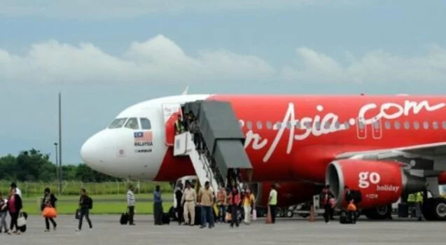 AirAsia Tata JV indian passenger airline march26 AirAsia Tata JV proposal clears, starts hiring soon for Indian airline 