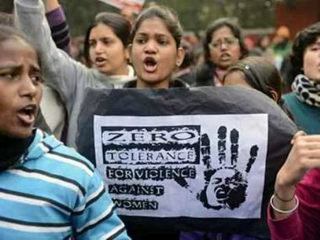 Delhi Gangrape Protest march25 Delhi Gangrape case hangs, accused Killer Rapist Mukesh rushes to hospital