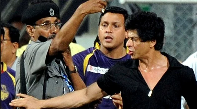Shah Rukh Khan IPL bawl at Wankhede Stadium march31 IPL 6: MCA’s Wankhede Stadium ban on SRK stays 