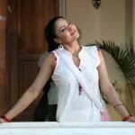 Veena Malik Playing Holi9 150x150 Veena Malik in the colour of Holi